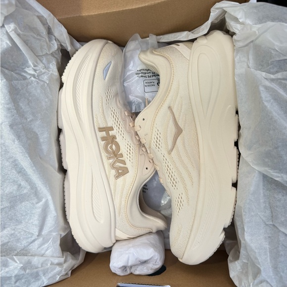 Hoka Shoes - Hoka BONDI 9 size 9